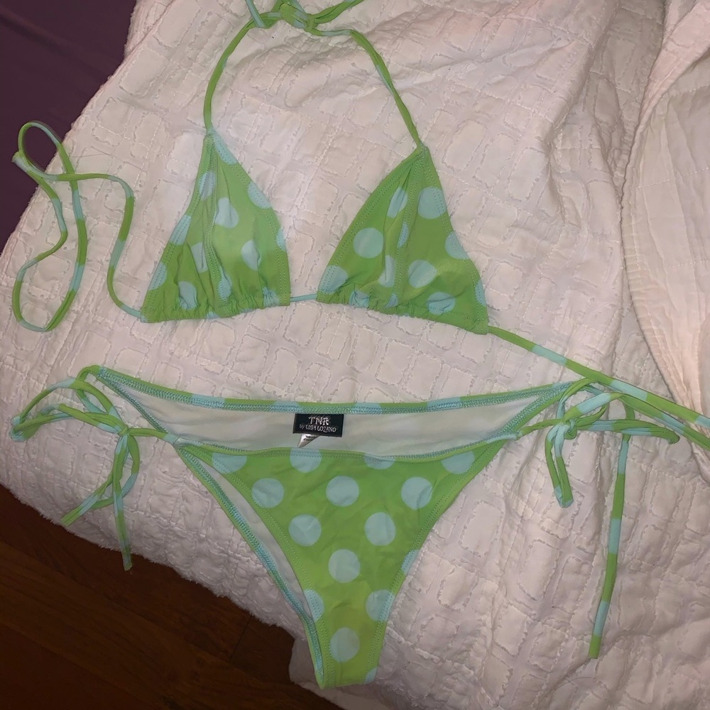 Darling Itsy-bitsy polkadot bikini 👙